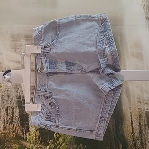 Frayed Womens Juniors size 11 button fly light blue jean denim shorts